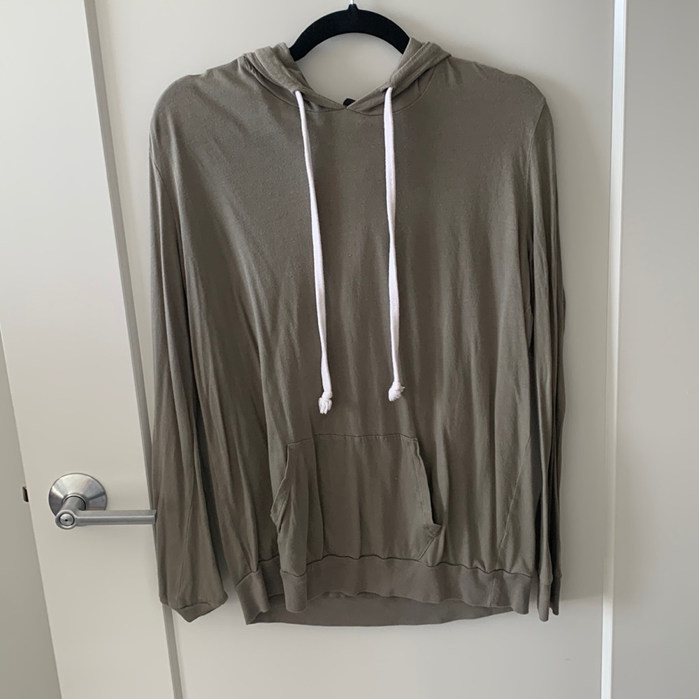 Pull over hoodie